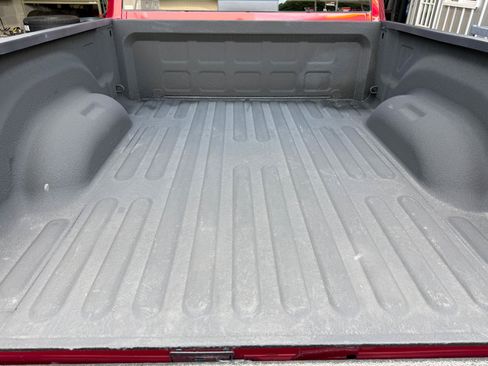 Used 2014 RAM 1500 Laramie w/ Convenience Group AWD/4WD image 4