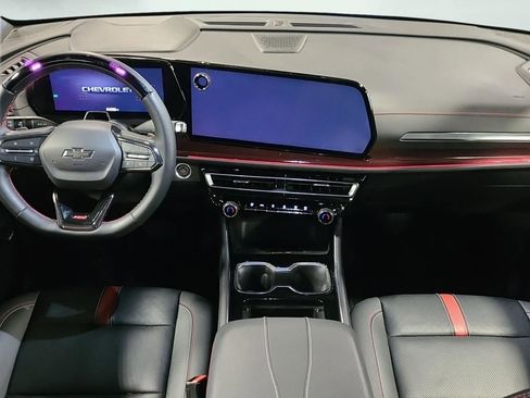 Used 2024 Chevrolet Traverse RS image 10