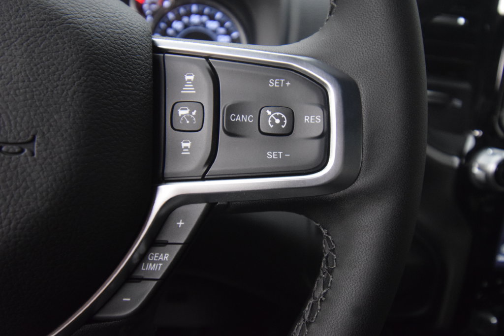 New 2026 RAM 3500 Big Horn AWD/4WD image 30