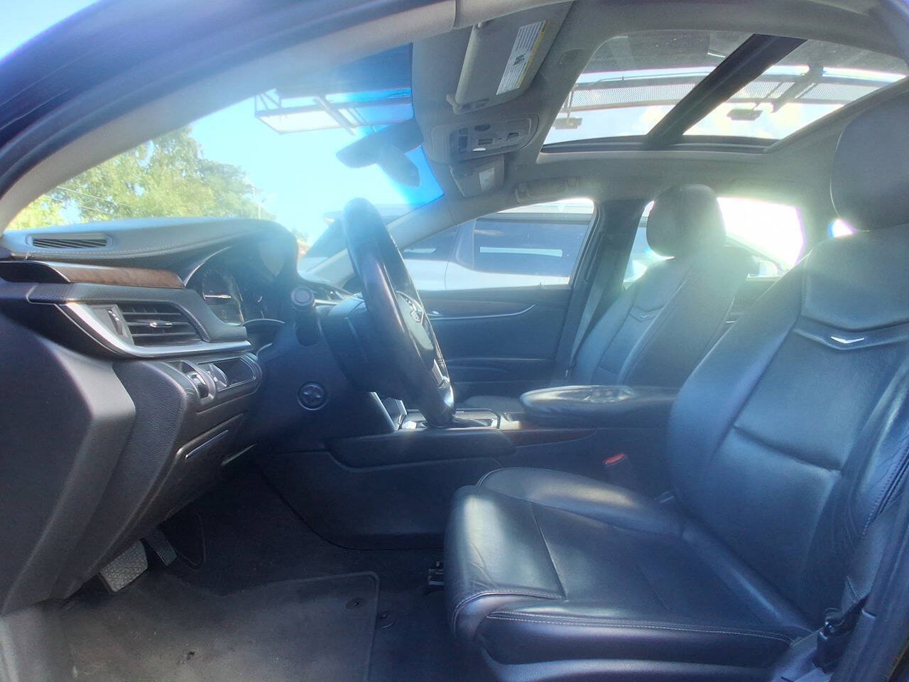 Used 2019 Cadillac XTS Luxury FWD image 16