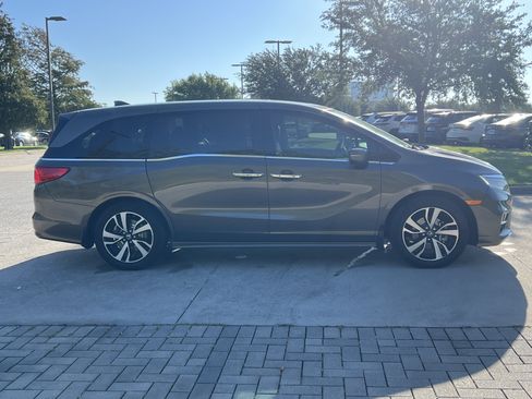 Used 2018 Honda Odyssey Elite image 10