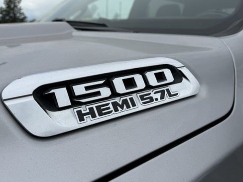 Used 2024 RAM 1500 Limited image 11