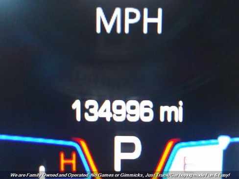 Used 2017 Chrysler 300 S image 12