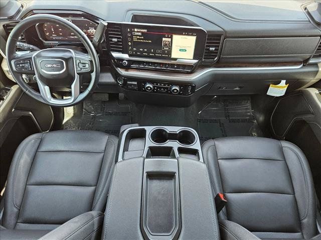 Used 2026 GMC Sierra 1500 SLT AWD/4WD image 19
