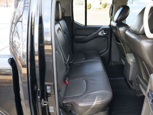 Used 2012 Nissan Frontier PRO-4X w/ Pro-4x Luxury Pkg image 22