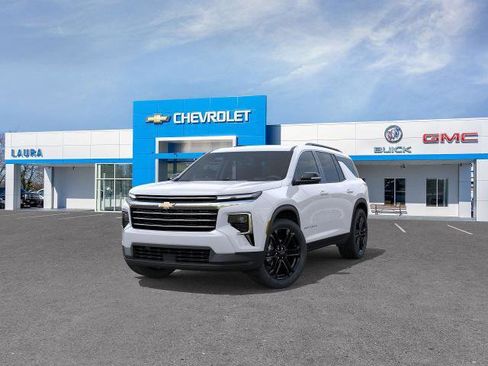 New 2026 Chevrolet Traverse LT w/ Driver Confidence Package image 30