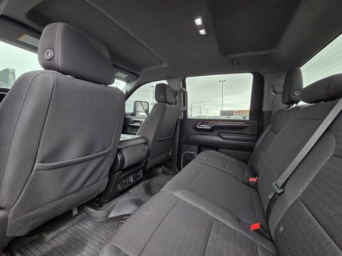 Used 2024 Chevrolet Silverado 2500 LT image 28