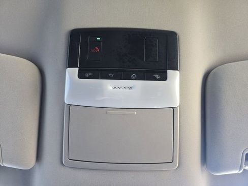 Used 2025 Nissan Pathfinder SL image 7