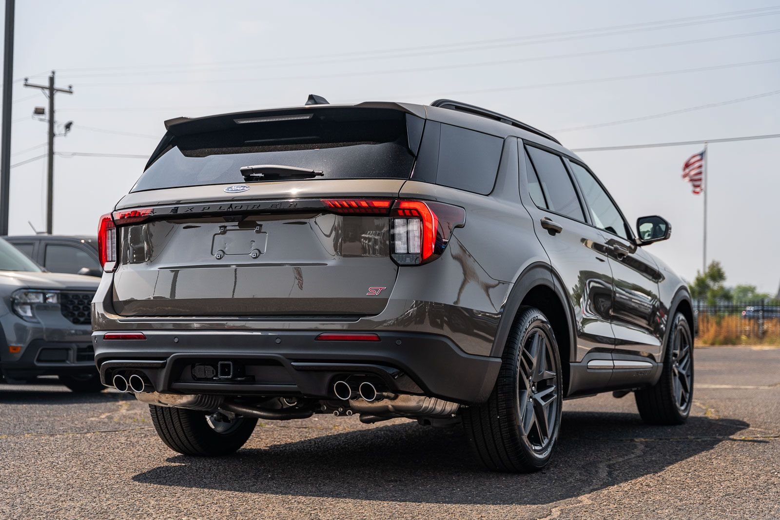 New 2026 Ford Explorer ST w/ Sun And Sound Package AWD/4WD image 4