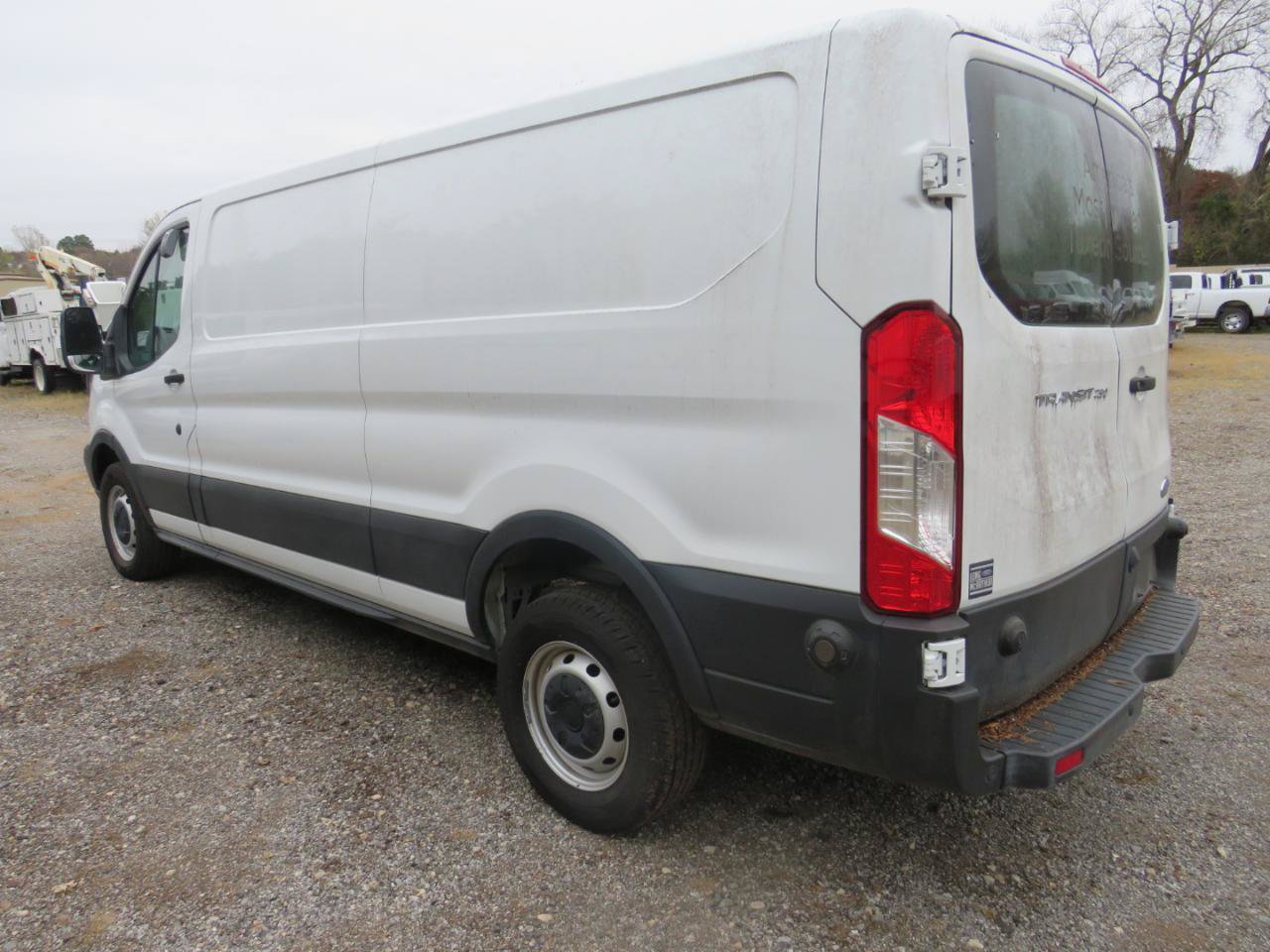 Used 2019 Ford Transit 250 148 Low Roof RWD image 22