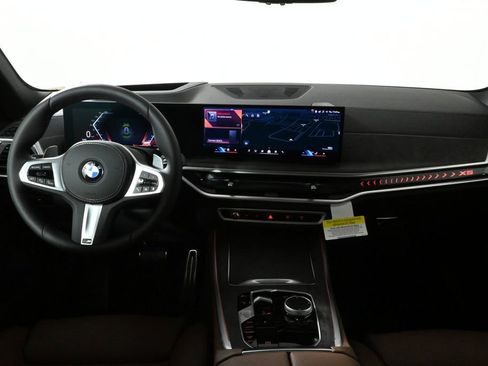 Used 2026 BMW X5 xDrive40i w/ M Sport Package image 17