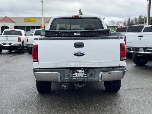 Used 2004 Ford F250 XL image 5