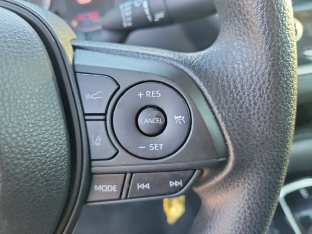 Certified 2020 Toyota Corolla LE FWD image 22