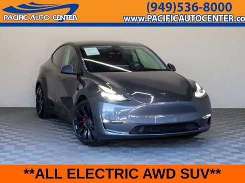 Used 2022 Tesla Model Y Performance AWD/4WD image 1