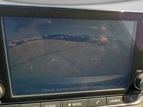 Used 2024 Nissan Rogue SV FWD image 29