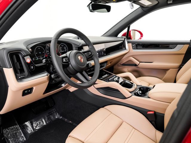 Certified 2026 Porsche Cayenne AWD/4WD image 4