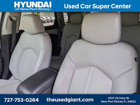 Used 2016 Cadillac SRX Luxury w/ Driver Awareness Package AWD/4WD image 7