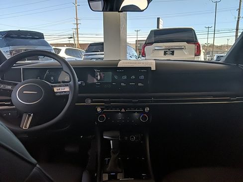 Used 2025 Hyundai Santa Cruz SEL image 14