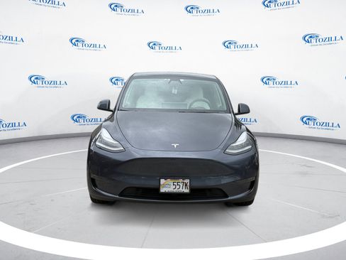 Used 2021 Tesla Model Y Long Range image 8