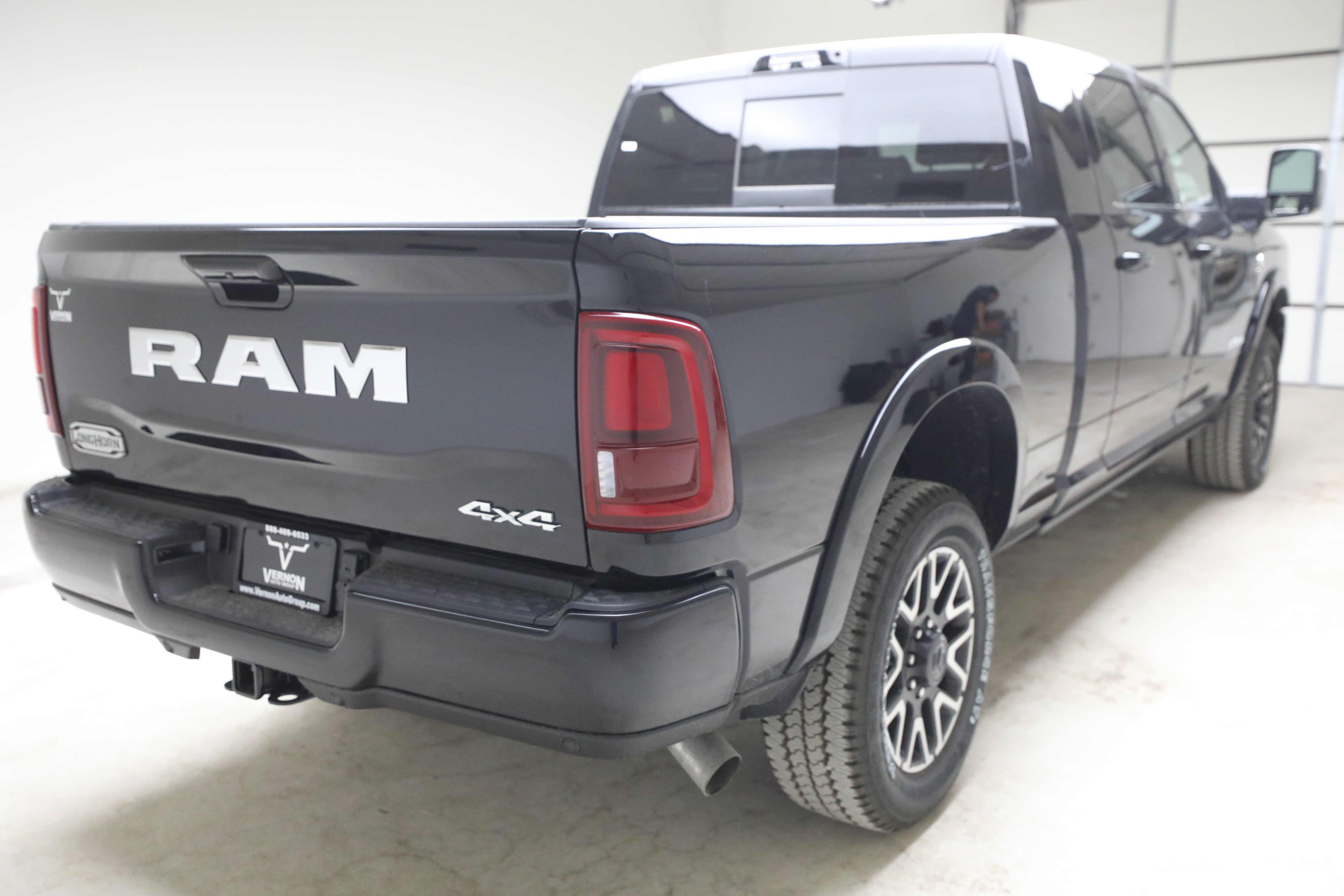 New 2027 RAM 2500 Limited AWD/4WD image 5