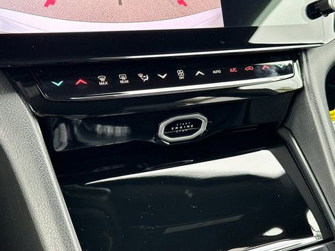 New 2026 Jeep Grand Cherokee Altitude AWD/4WD image 20