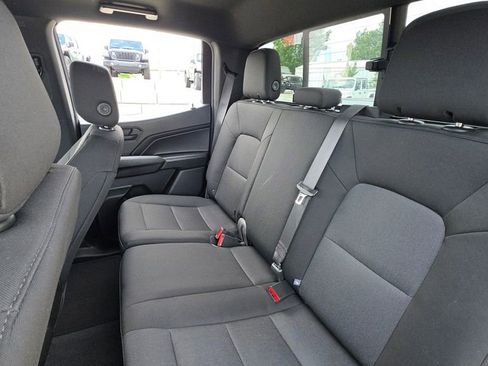 Used 2023 Chevrolet Colorado Trail Boss w/ Technology Package AWD/4WD image 17