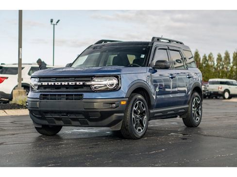 Used 2024 Ford Bronco Sport Outer Banks image 2
