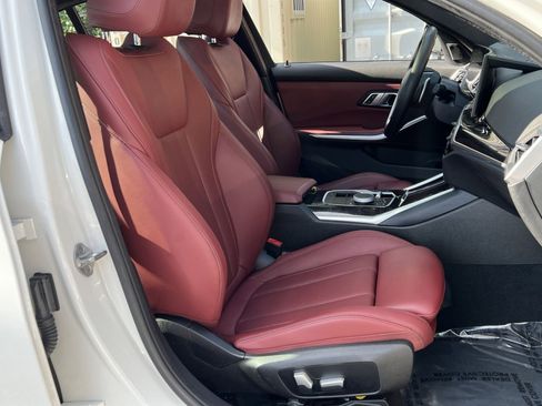 Used 2023 BMW 330i xDrive Sedan w/ Premium Package image 25