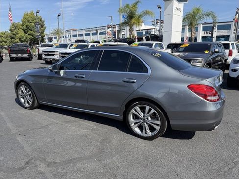 Used 2018 Mercedes-Benz C 300 Sedan w/ Premium Package image 61