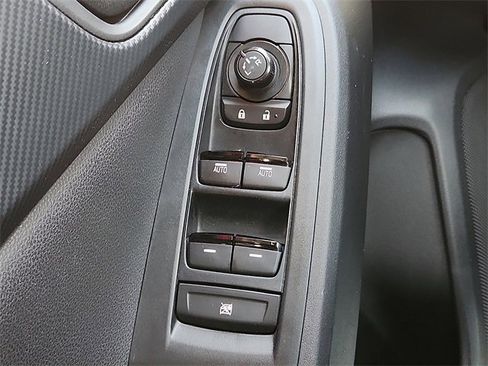 Certified 2024 Subaru Crosstrek 2.0i image 21