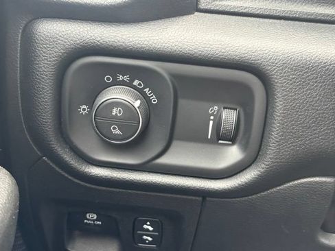 Used 2022 RAM 1500 Big Horn AWD/4WD image 24