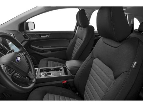 Used 2024 Ford Edge SE w/ Black Appearance Package AWD/4WD image 17