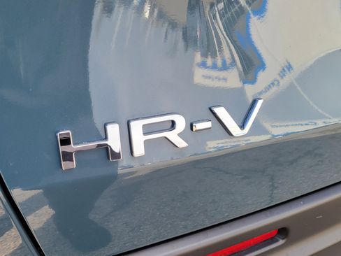 Certified 2025 Honda HR-V Sport image 7