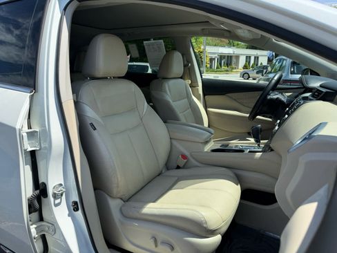 Used 2019 Nissan Murano SL w/ SL Technology Package AWD/4WD image 10