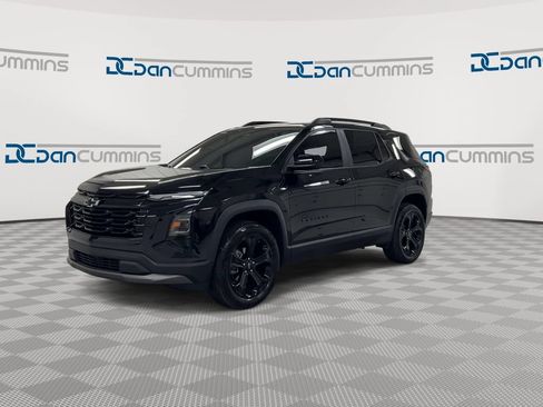 Used 2026 Chevrolet Equinox LT w/ Midnight Edition AWD/4WD image 4