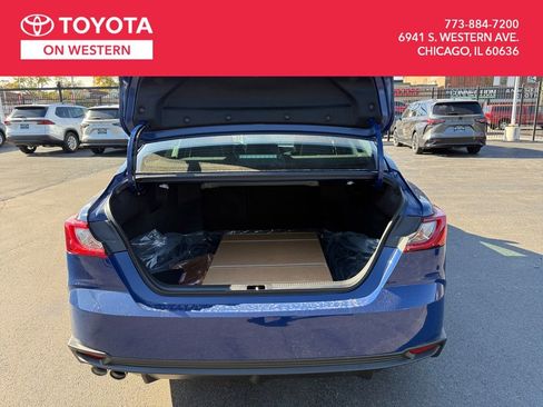 New 2026 Toyota Camry SE image 23
