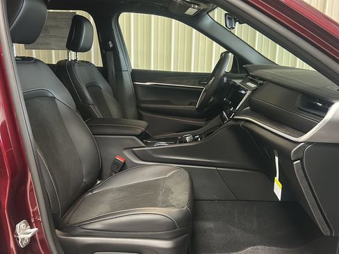 New 2026 Jeep Grand Cherokee L 4WD image 14