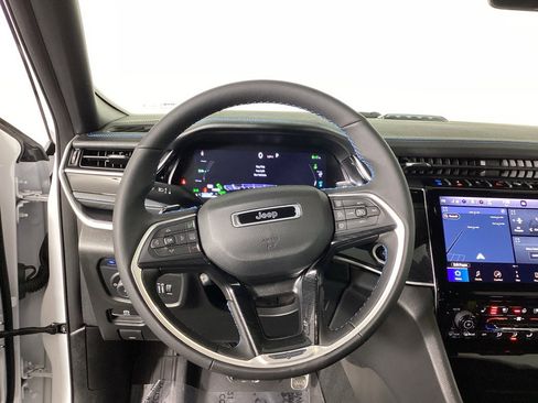 Used 2024 Jeep Grand Cherokee Trailhawk w/ Advanced Protech Group II image 22