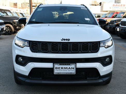 New 2026 Jeep Compass Latitude image 3
