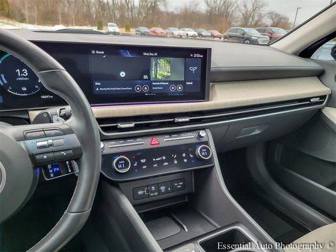 Used 2024 Hyundai Sonata Limited image 26