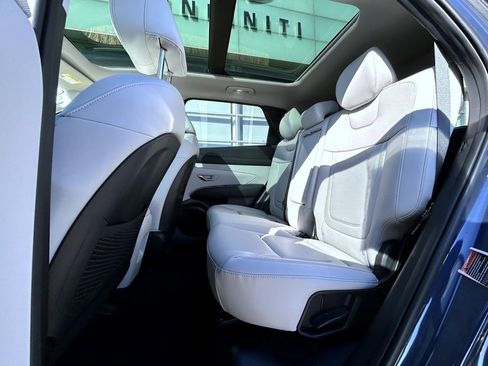 Used 2025 Hyundai Tucson Limited image 19