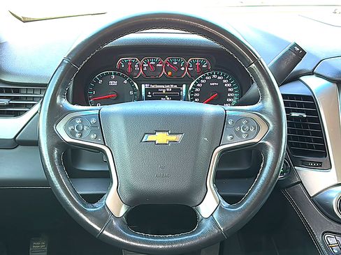 Used 2020 Chevrolet Tahoe Premier RWD image 28