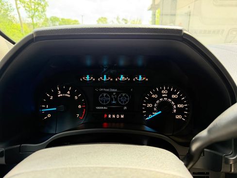 Used 2018 Ford F150 XL w/ Equipment Group 101A Mid AWD/4WD image 11