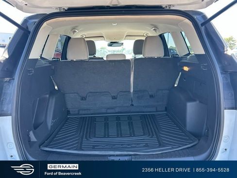 Used 2018 Ford Escape SE w/ Ford Safe & Smart Package AWD/4WD image 27