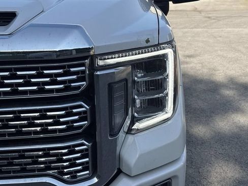 Used 2022 GMC Sierra 2500 Denali w/ Denali Ultimate Package AWD/4WD image 11