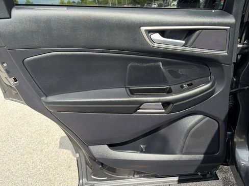 Used 2020 Ford Edge SEL w/ Convenience Package AWD/4WD image 24