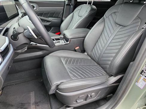 Used 2024 Kia Sorento SX Prestige image 21