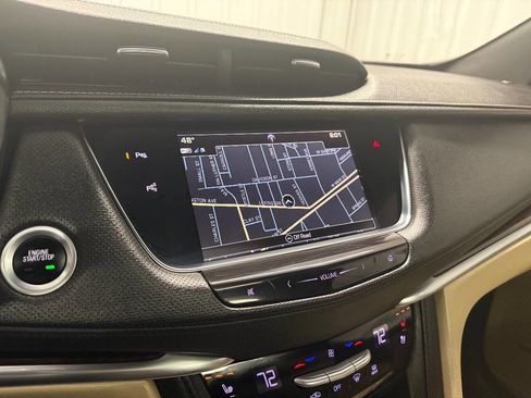 Used 2018 Cadillac XT5 Premium Luxury w/ Driver Assist Package image 19