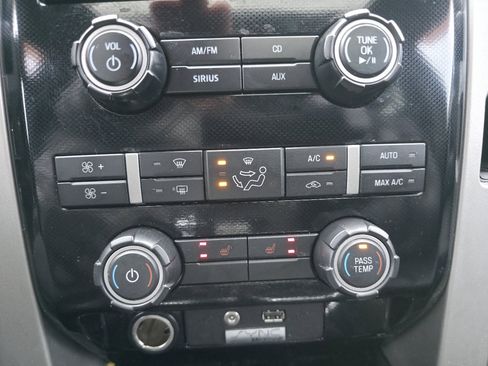 Used 2011 Ford F150 FX4 w/ FX Luxury Pkg image 33