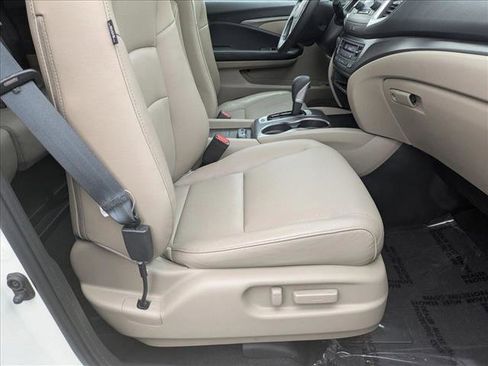 Certified 2019 Honda Ridgeline RTL image 21